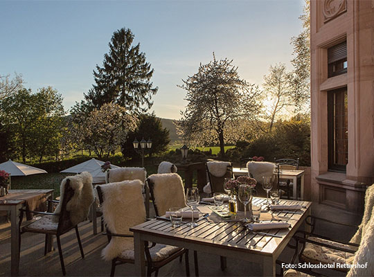 Außenbereich des Schlosshotel Rettershof